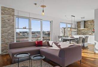 Wohnzimmer & offene Küche