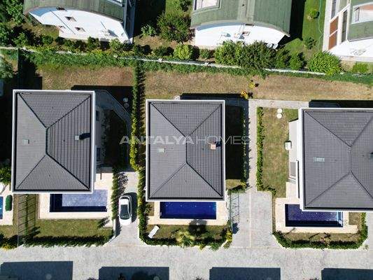 4-Bedroom Villa with Private Pool and Garden in Belek Antalya