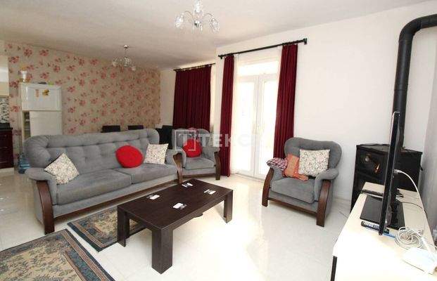 Furnished Semi-Detached Villa with Pool in Kadriye Antalya