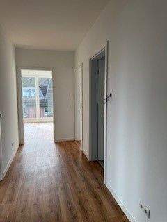 Flur Whg oben.jpg