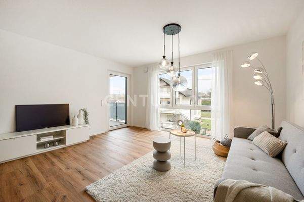 lichtdurchfluteter Wohnbereich