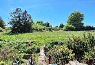 Blick vom Garten in die traumhafte Landschaft