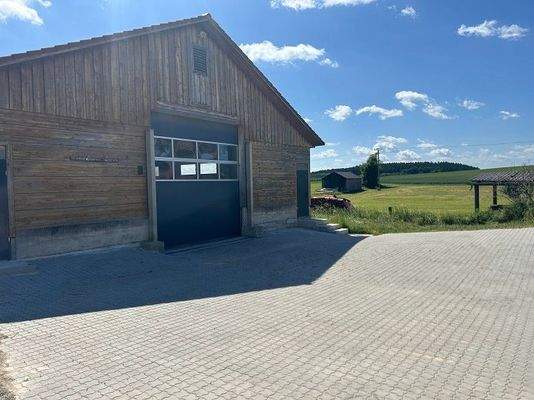 Eingangsbereich West