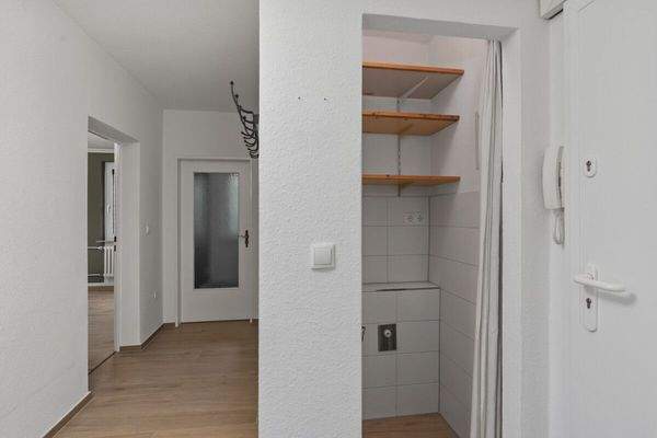 Flur und Abstellraum