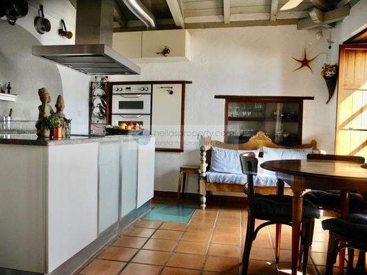 img_dd8cfb5f-7c7b-477a-b5d6-bdf9e5489d24