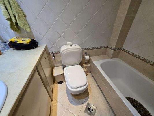 Kreta, Roussospiti: Haus im Dorfzentrum zu verkaufen