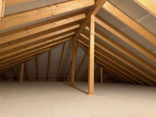 Dachgeschoss-Speicher