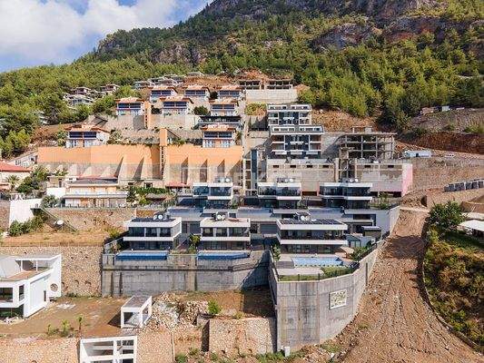 Detached Villas with Sea and Castle Views in Bektaş Alanya