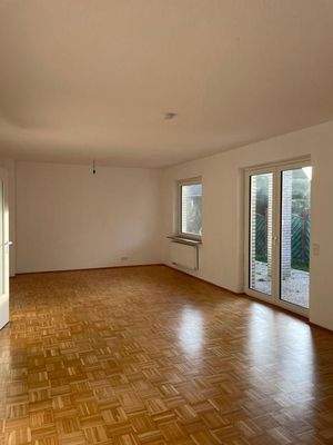 PHOTO-2025-11-05-11-33-47 4.jpg