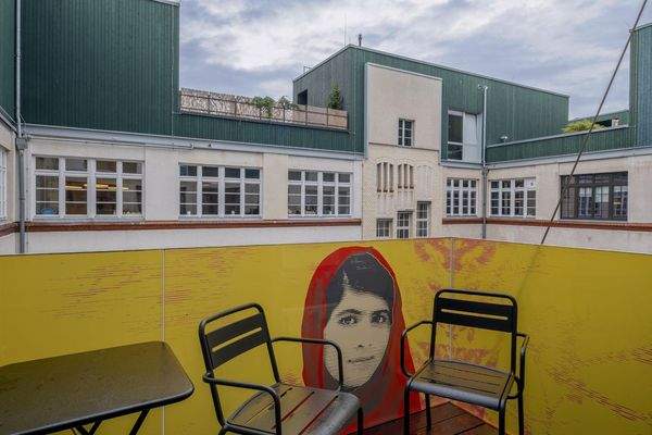 Balkon zum ruhigen Innenhof