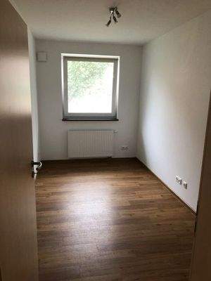 Kinder- bzw. Arbeitszimmer