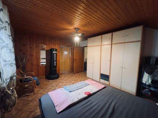Schlafzimmer_1.jpg