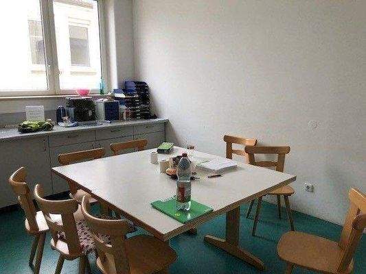 Büro Raum 47.jpg