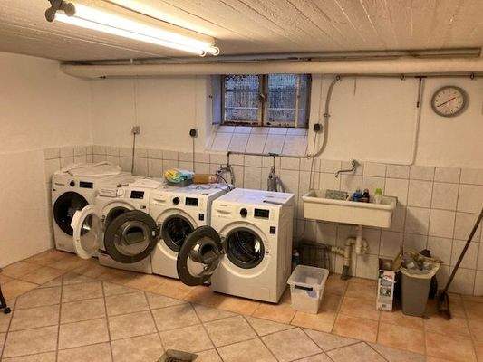 Waschmaschinenraum KG