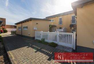 Außenansicht/ Vorgarten