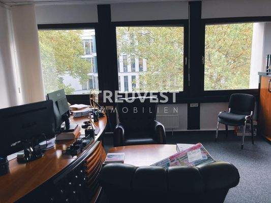 TREUVEST Büro mieten Düsseldorf-01