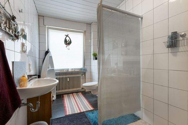 EG Bad, ebenerdige Dusche