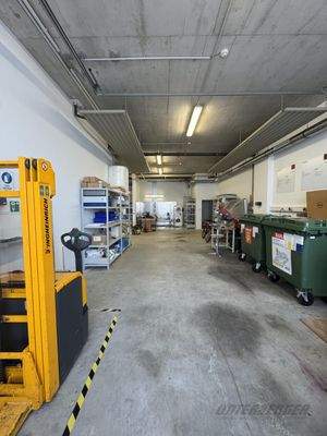 befahrbar mit Gabelstapler