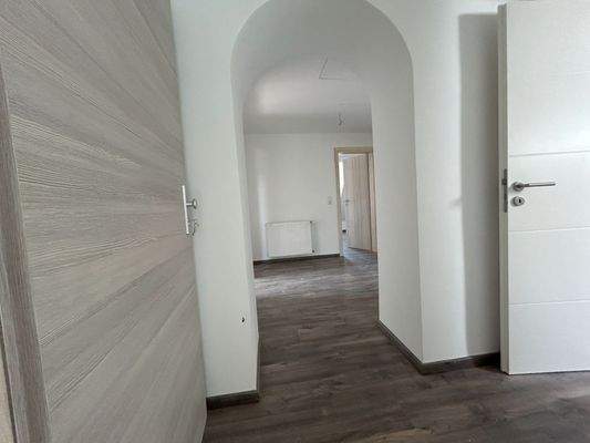 1 OG Eingang Flur