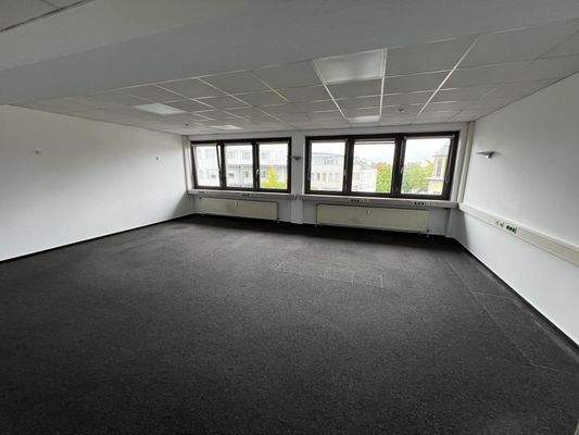 Bürofläche Ansicht 4.jpg