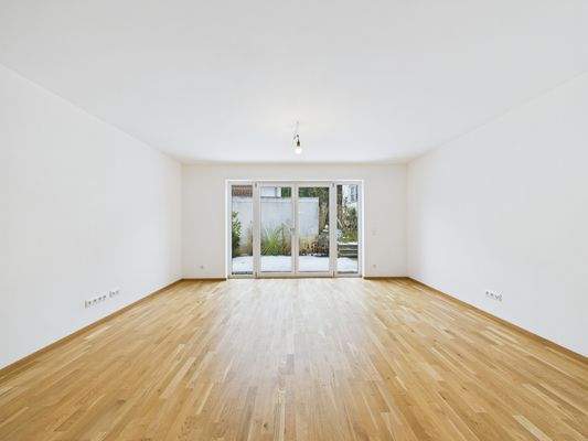 Wohnzimmer mit Terrassenzugang