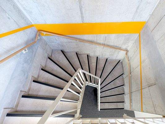 Treppenhaus im Industriestil