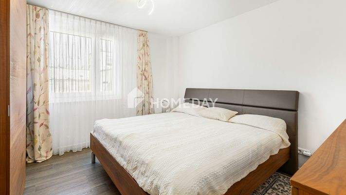 1. OG Schlafzimmer 1