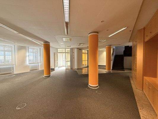 Detail Empfang/ Großraumbüro