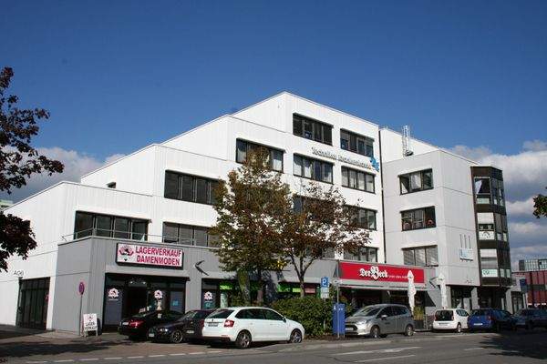 Gebäude Südansicht 