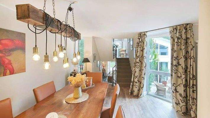 28abb4f7-4311-4662-8c4b-26e543a1a322