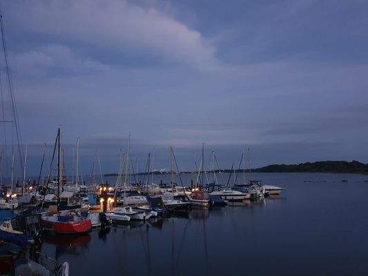 Yachthafen in unmittelbarer Nähe