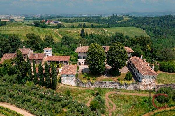 Liegenschafz Manzano (3)