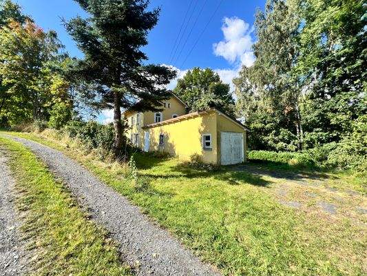 Ansicht von Weg mit Zufahrt 