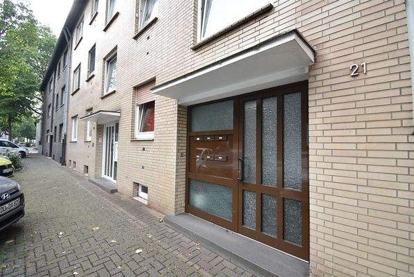 Metzer Str. 21_Eingang