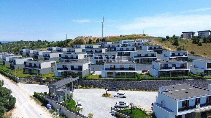 Villas for Sale in Bursa Bademli with Private Landscaped Garden