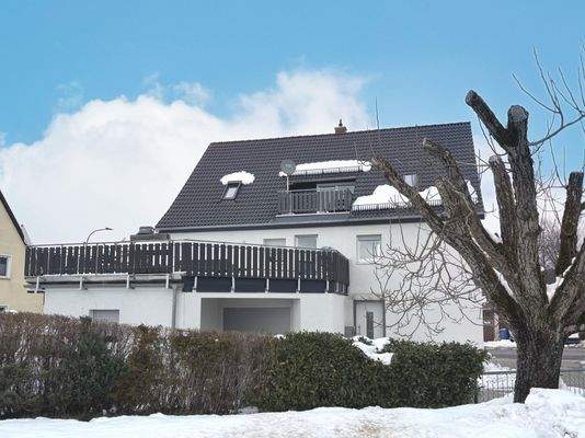 Ansicht Süden mit großem Balkon