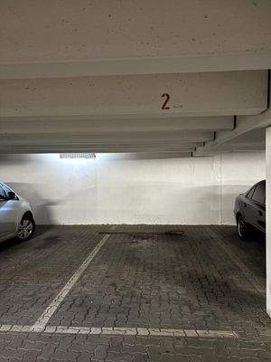 Tiefgaragen-Stellplatz