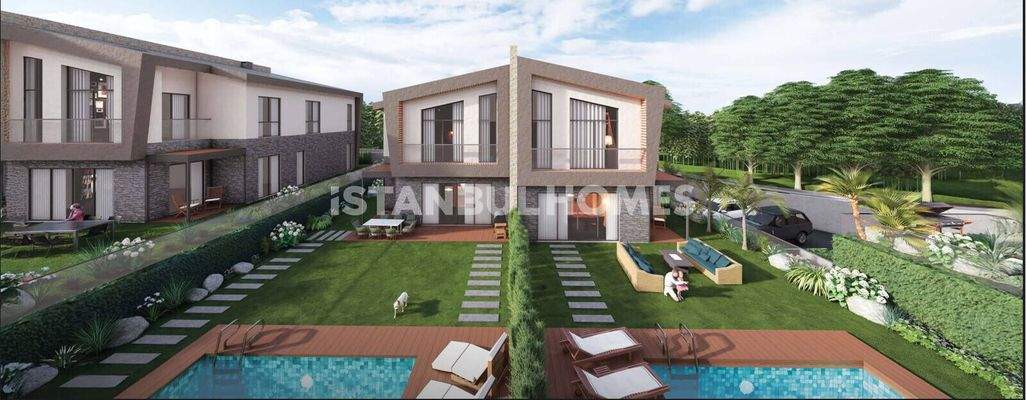 Luxury 5-Bedroom Villas with Pools and Security in Istanbul