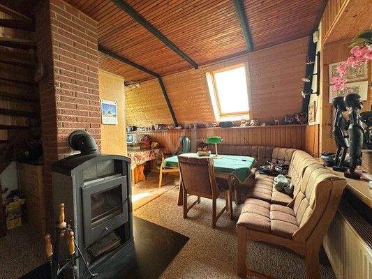 Essbereich mit Kamin