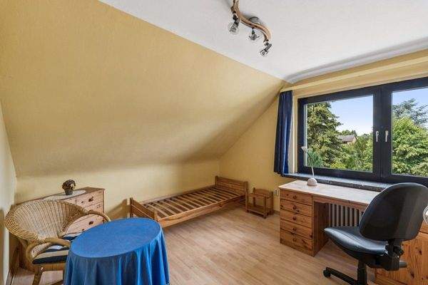 Schlafzimmer (Whg DG)