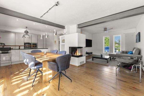 Essbereich + Wohnraum Haupthaus