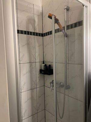 Kleines, funktionelles Bad