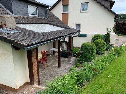 überdachte Terrasse