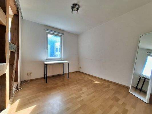 Homeoffice der 2,5 ZKB Wohnung im Obergeschoss