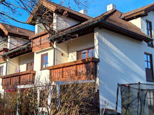 Eckwohnung im 1. OG mit Südbalkon