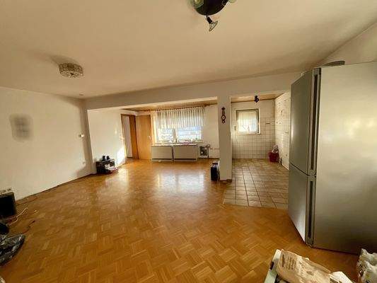 Wohn-/ Esszimmer Souterrain