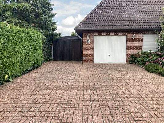 Garage und Carport