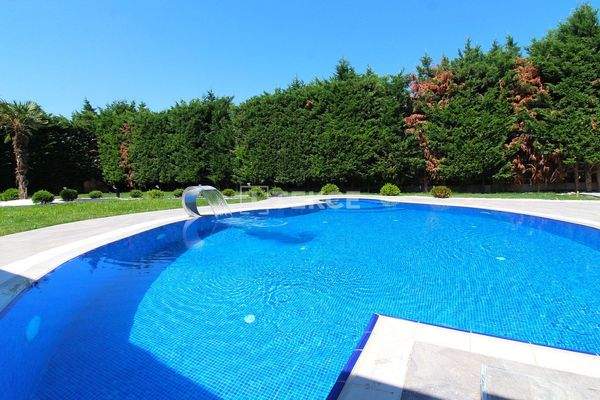 Fourplex Villa with Hammam and Sauna in Osmangazi, Bursa