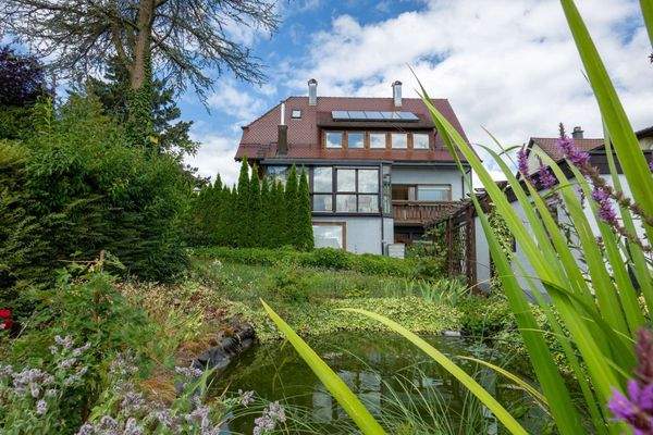 Großzügies Einfamilienhaus Neuhausen