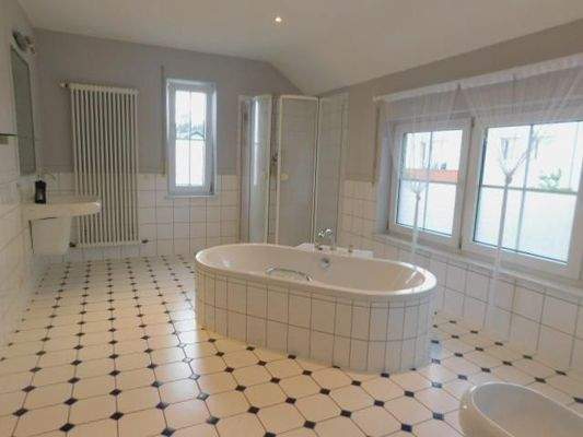 EB17 Bad Elternschlafzimmer